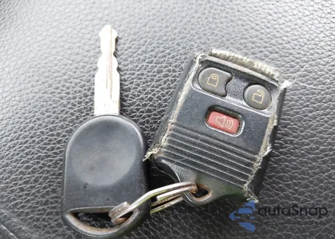 2007 Ford Explorer Sport Trac Limited z USA, uszkodzony, nr VIN 1FMEU53817UA56178